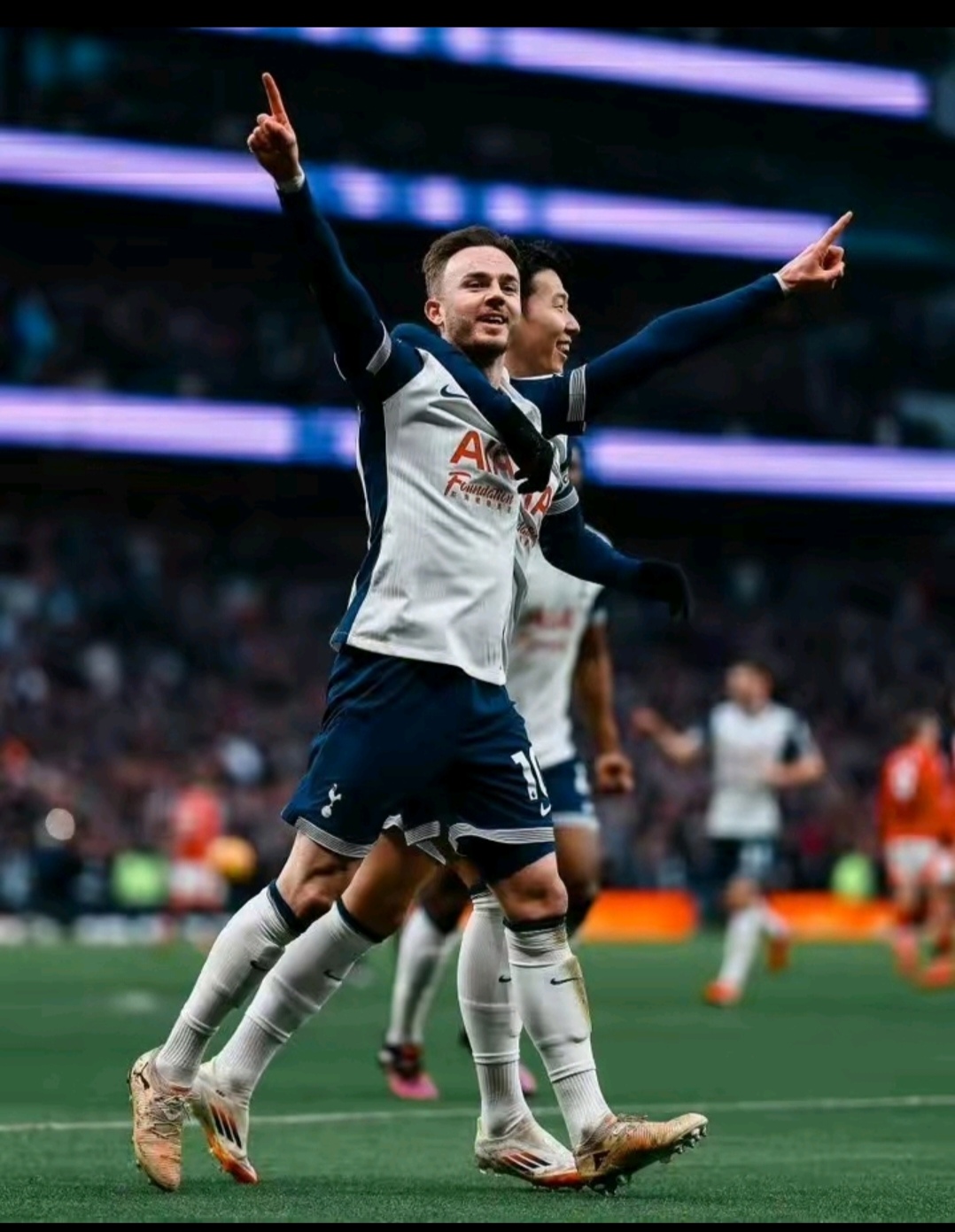 九州娱乐-热刺遭遇逆转，连败局面难以扭转